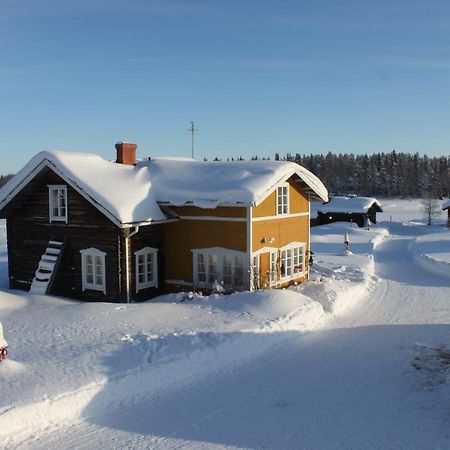 Elves Village Hotel Köngäs Exteriör bild