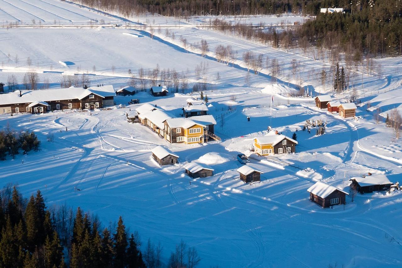 Elves Village Hotel Köngäs Exteriör bild