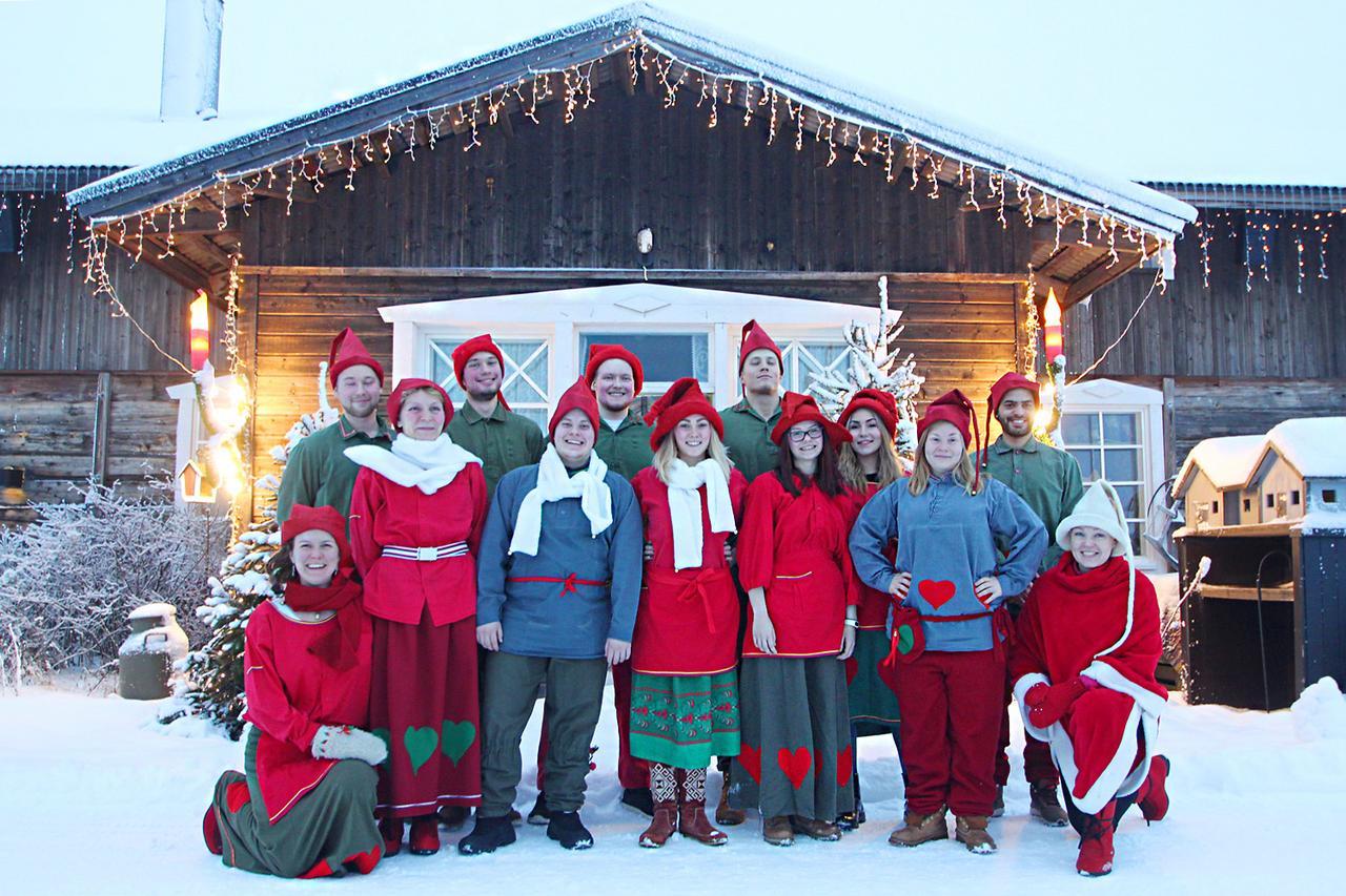 Elves Village Hotel Köngäs Exteriör bild